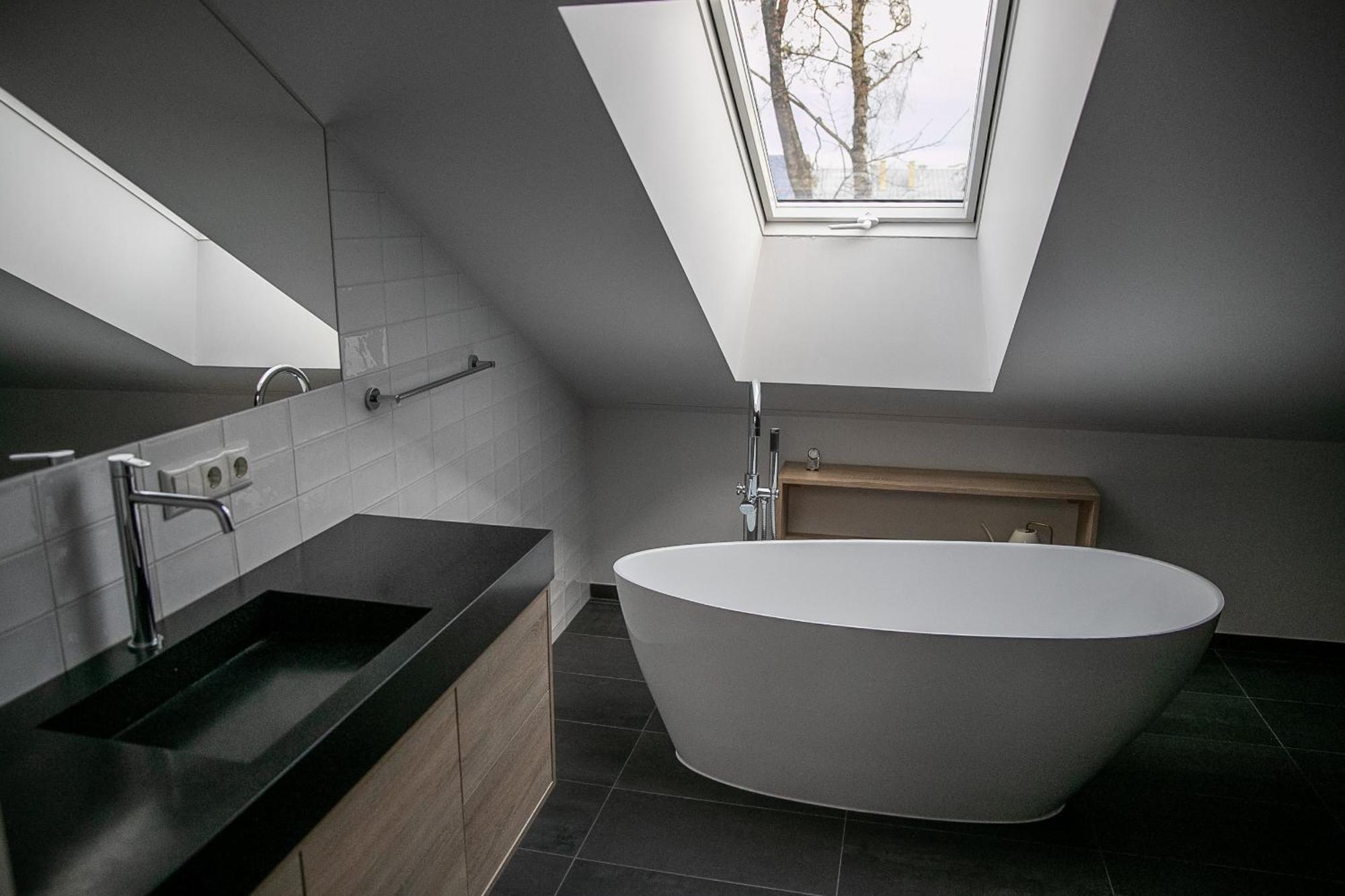 Huoneisto Charming In Old Town With Balcony *